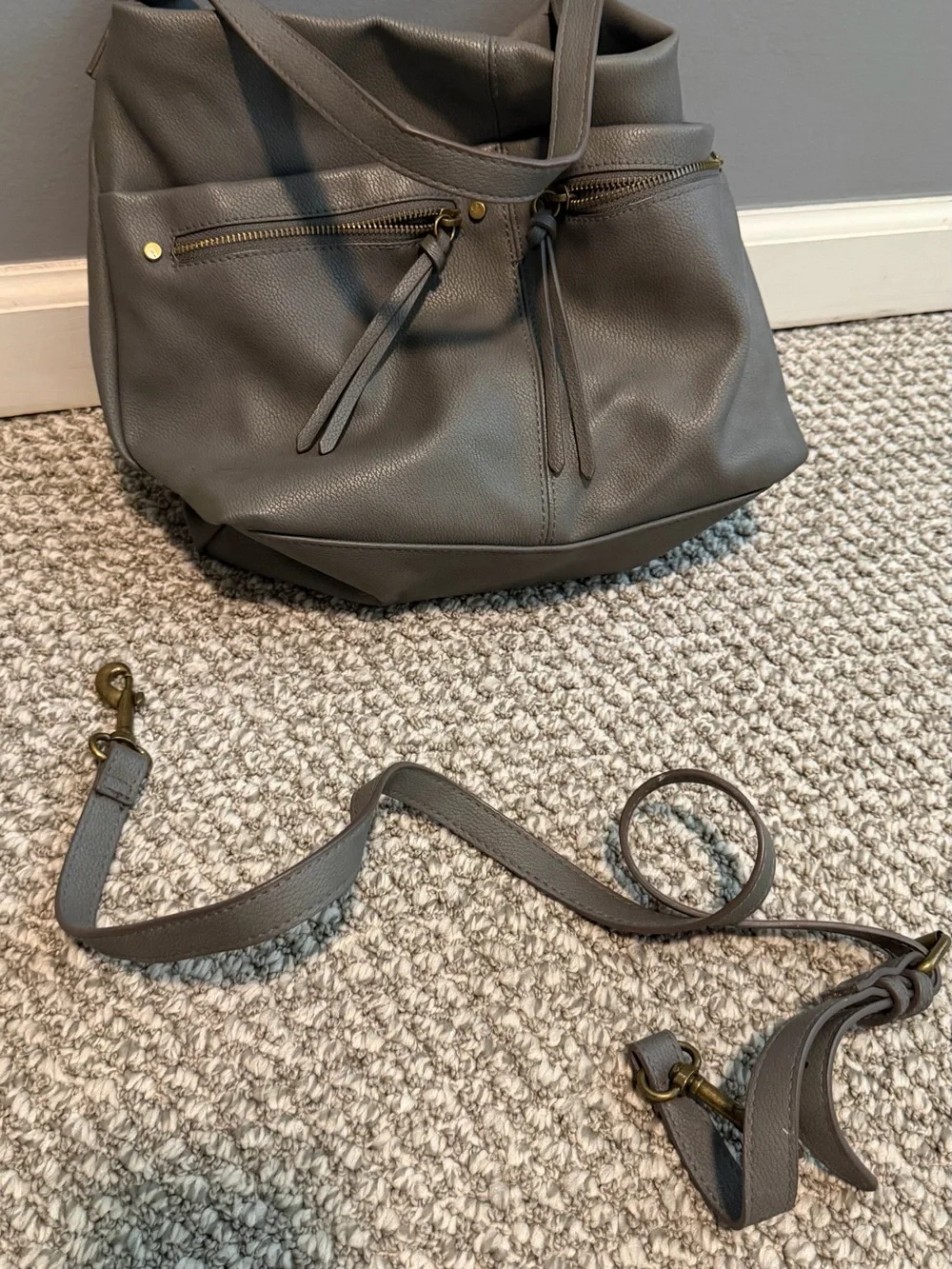 Grey Leather Sonoma Shoulder Bag - Casual Zip Front Hobo purse w/ extra strap